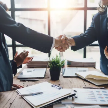 Financieringsstrategieën en voorwaarden bij bedrijfsovernames: het belang van een doordachte aanpak
